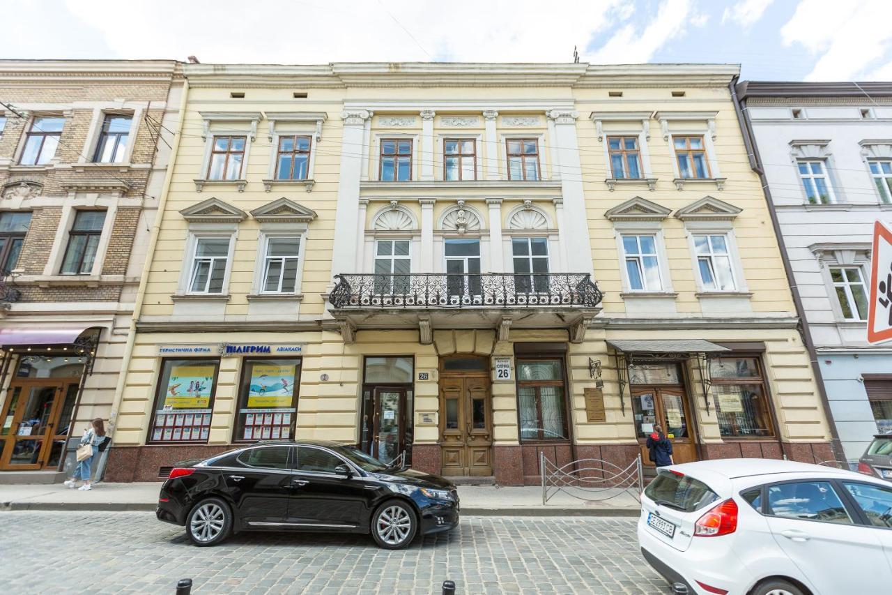 Квартира В Центрі Подобово На Вулиці Коперника 26 Біля Палацу Мистецтв Lviv Exterior photo